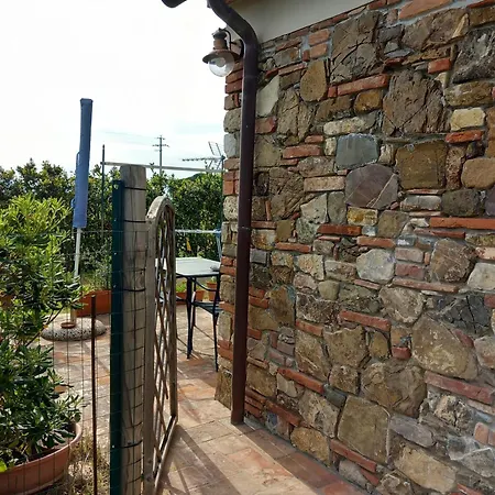 Monolocale Per Due Le Pinete A 아파트 리오토토