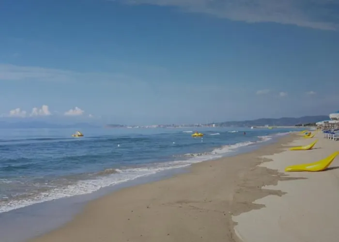 아파트 Monolocale Per Due Le Pinete A